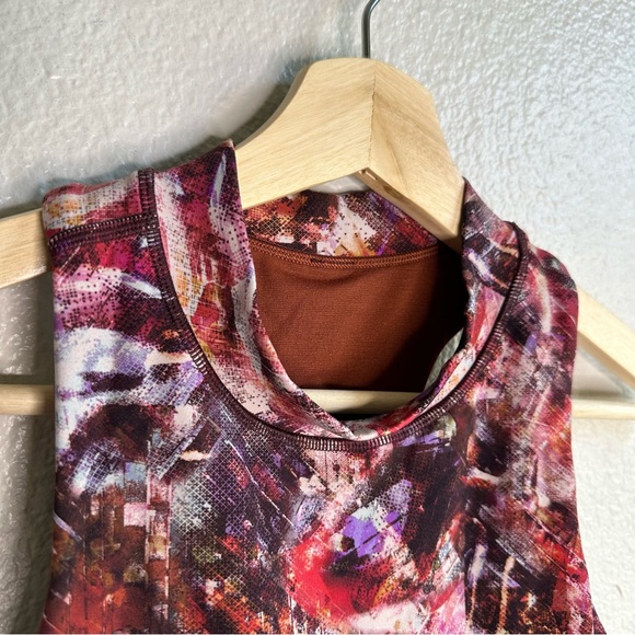 Lululemon Everlux and Mesh Cropped Tank Urbantricity Multi/Dark Terracotta Sz 6 - Picture 4 of 10